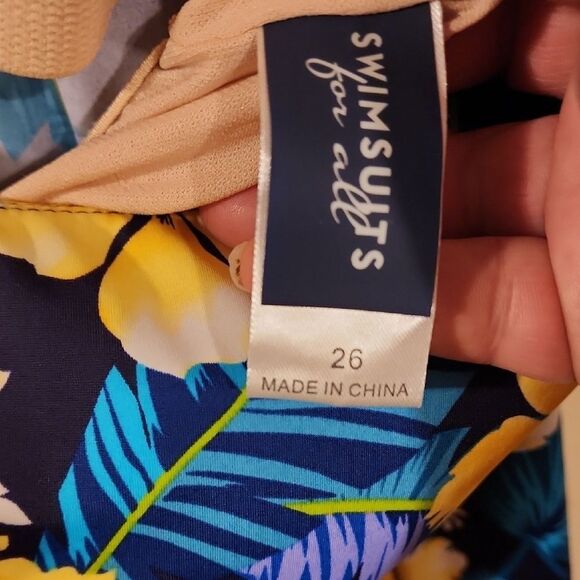 Swimsuits For All Blue and Yellow Tie Front Swim Top NWT SIZE 26 - Picture 3 of 6
